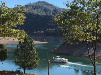 PIE-ARTSTRAVEL-0930-01